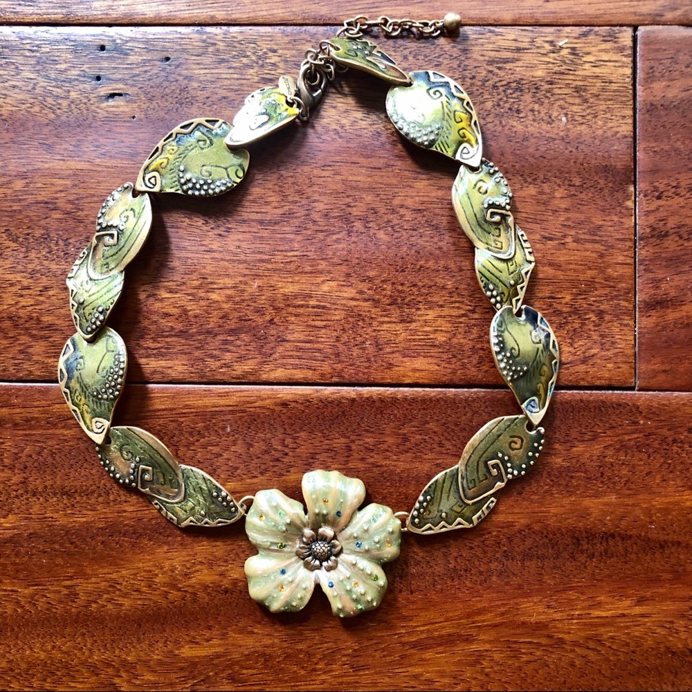 Chico’s chunky necklace